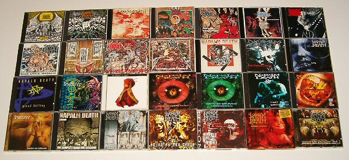 Les CDs de Napalm mis bout  bout...